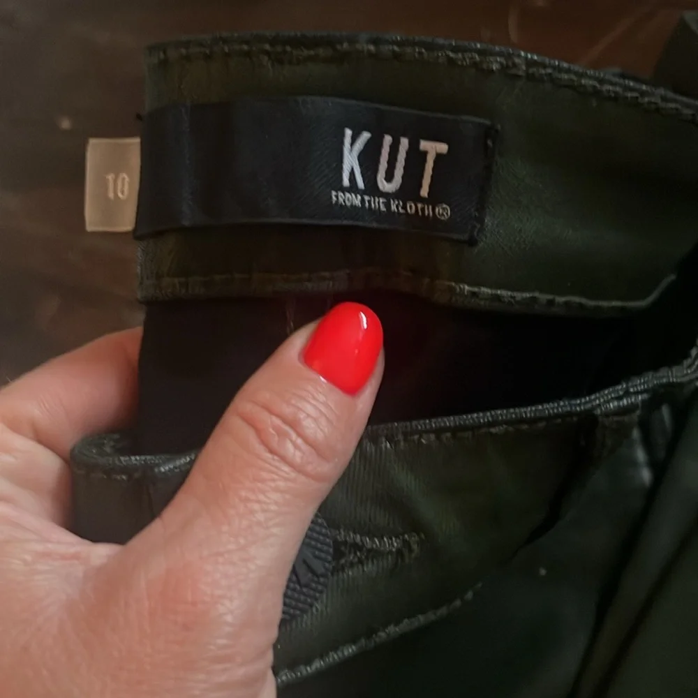 KUT faux leather dark green skinny jean size 10 - Picture 2 of 3
